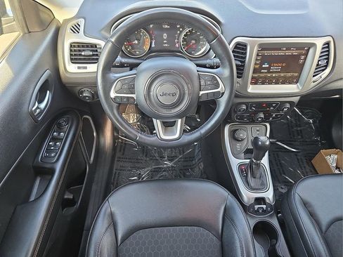 Used 2018 Jeep Compass Latitude w/ Popular Equipment Group image 12