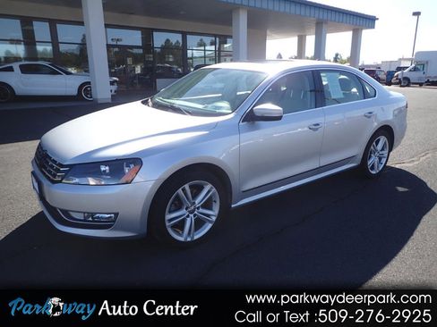 Used 2013 Volkswagen Passat TDI SE FWD image 1