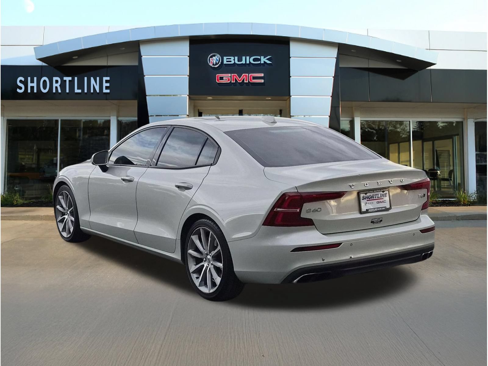 Used 2019 Volvo S60 T6 Momentum w/ Premium Package AWD/4WD image 5