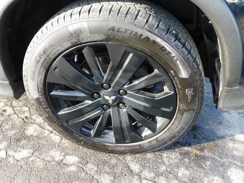 Used 2020 Mitsubishi Outlander Sport Black Edition image 8