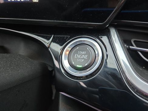 Used 2024 Chevrolet Trax ACTIV w/ Sunroof Package image 29