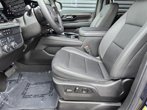 Used 2025 Chevrolet Tahoe LT image 25