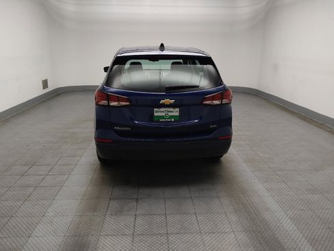 Used 2022 Chevrolet Equinox LS AWD/4WD image 6