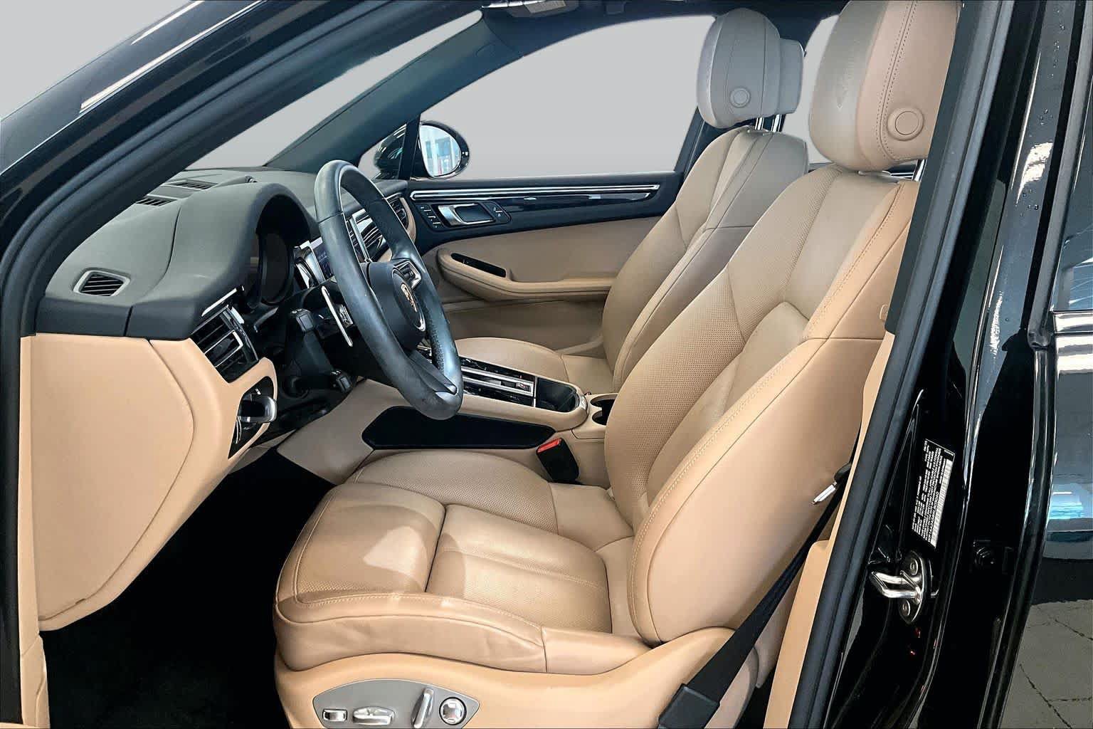 Used 2024 Porsche Macan AWD/4WD image 7