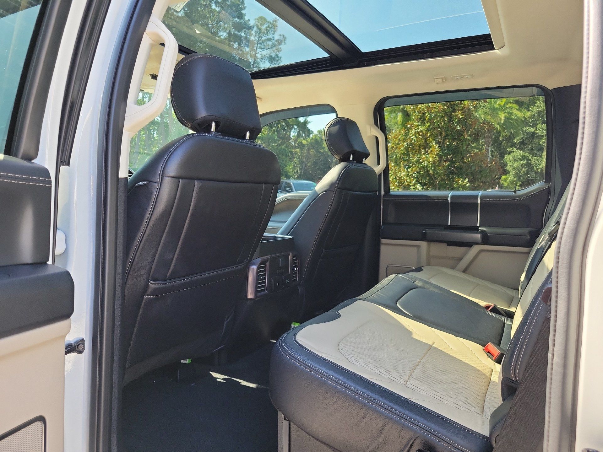 Used 2021 Ford F250 Limited AWD/4WD image 14