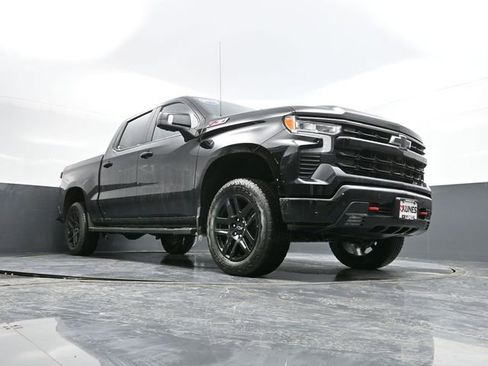 Used 2025 Chevrolet Silverado 1500 LT Trail Boss w/ Convenience Package II image 49