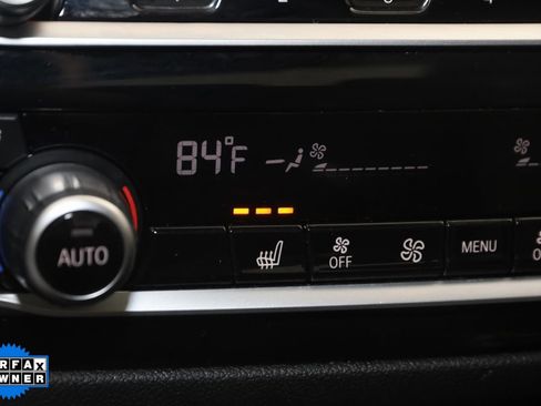 Used 2020 BMW M550i xDrive M550i xDrive w/ Premium Package image 8