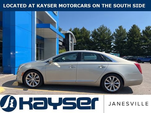 Used 2013 Cadillac XTS Luxury w/ Driver Awareness Package image 12