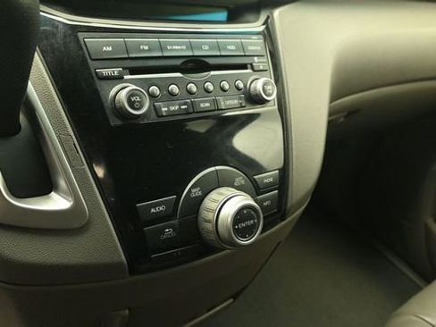 Used 2012 Honda Odyssey EX-L image 18