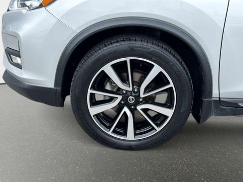 Used 2018 Nissan Rogue SL w/ Premium Package FWD image 11
