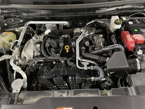 Used 2023 Mitsubishi Outlander SE image 17