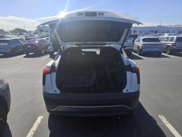 Used 2024 Chevrolet Blazer EV LT AWD/4WD image 2