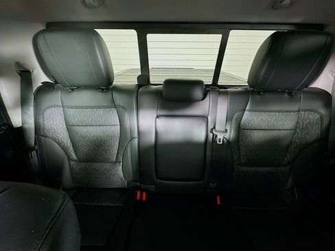 Used 2022 Toyota Tundra Limited w/ TRD Off-Road Package AWD/4WD image 13