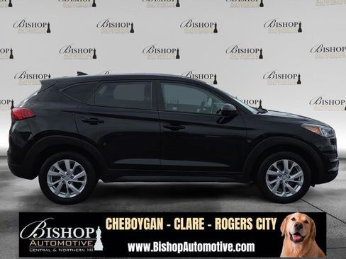 Used 2019 Hyundai Tucson SE image 19