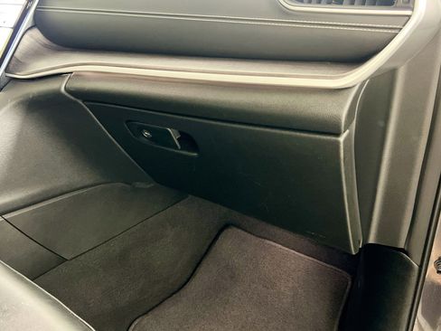 Used 2022 Jeep Grand Cherokee Limited RWD image 35