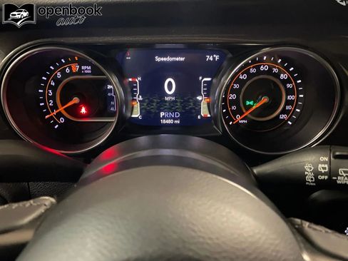 Used 2019 Jeep Wrangler Unlimited Sport image 8