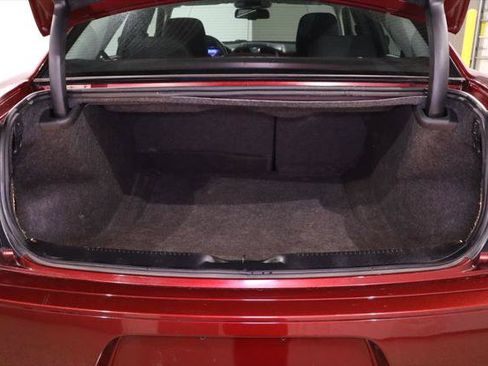 Used 2022 Chrysler 300 Touring w/ Sport Appearance Package RWD image 31