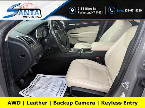 Used 2018 Chrysler 300 Limited AWD/4WD image 7