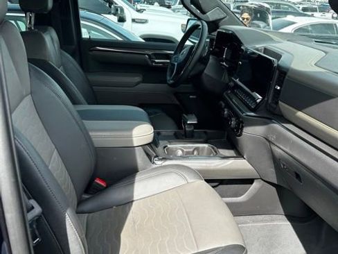 Used 2023 Chevrolet Silverado 1500 ZR2 w/ ZR2 Bison Edition image 6