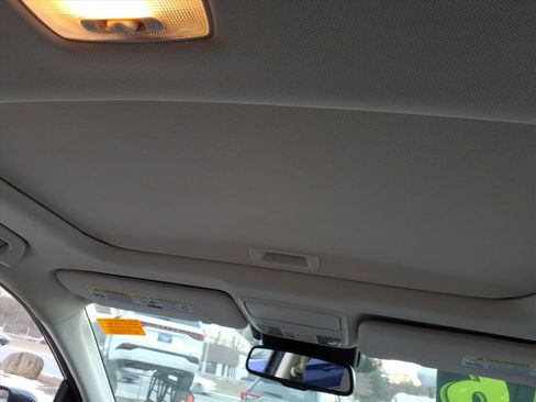 Used 2016 Honda CR-V Touring image 10