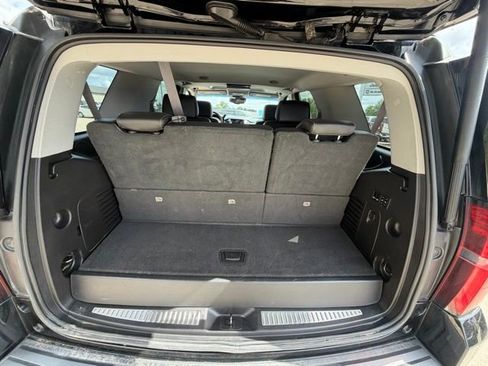 Used 2015 Chevrolet Tahoe LTZ AWD/4WD image 13