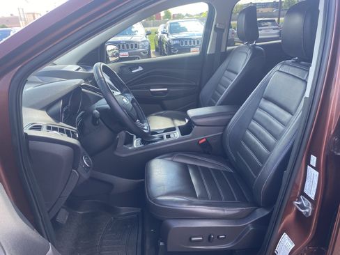 Used 2018 Ford Escape SEL AWD/4WD image 5