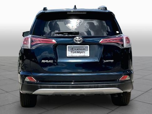 Used 2018 Toyota RAV4 Limited FWD image 5