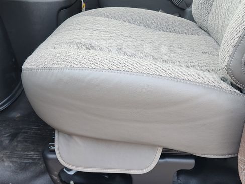 New 2025 Chevrolet Express 3500 w/ Power Convenience Package image 31