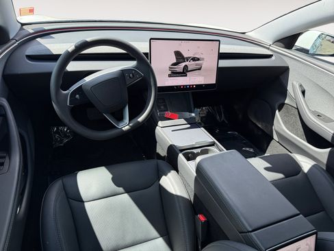 Used 2024 Tesla Model 3 Standard Range RWD image 15