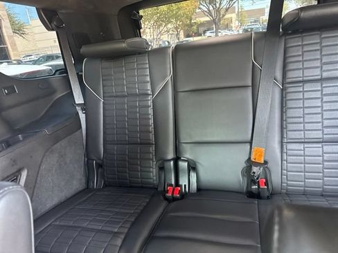 Used 2021 Cadillac Escalade Sport Platinum w/ LPO, ONYX Package AWD/4WD image 12