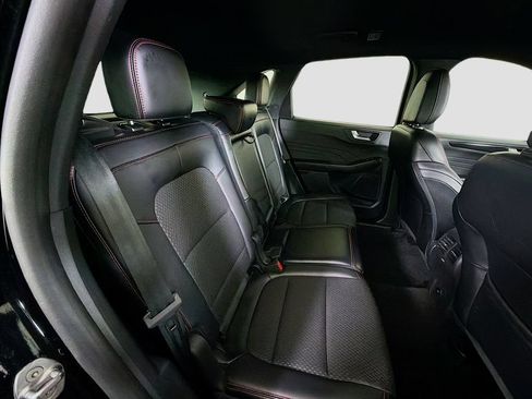 Certified 2025 Ford Escape ST-Line AWD/4WD image 28