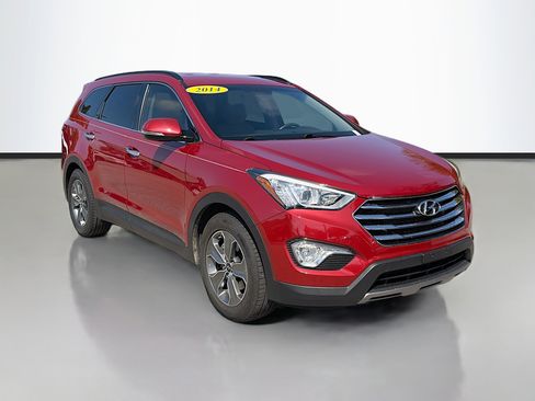 Used 2014 Hyundai Santa Fe GLS image 1