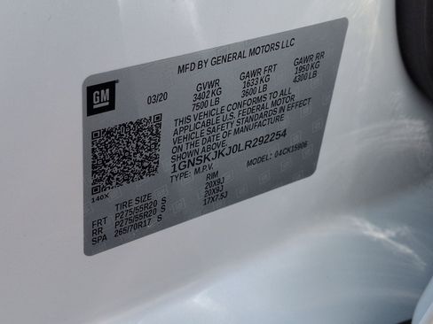 Used 2020 Chevrolet Suburban Premier w/ Premier 6.2L Value Package image 24