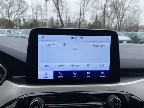 Used 2020 Ford Escape SE image 17