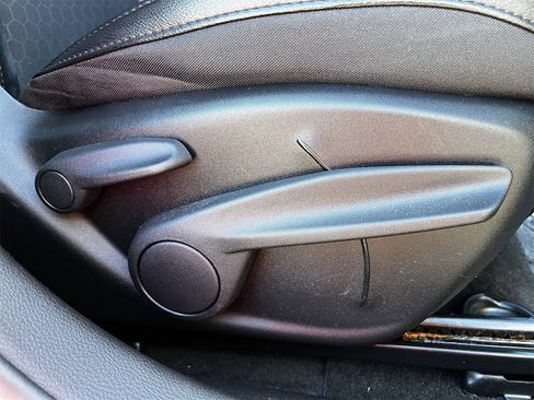 Used 2020 Jeep Compass Latitude w/ Cold Weather Group image 25