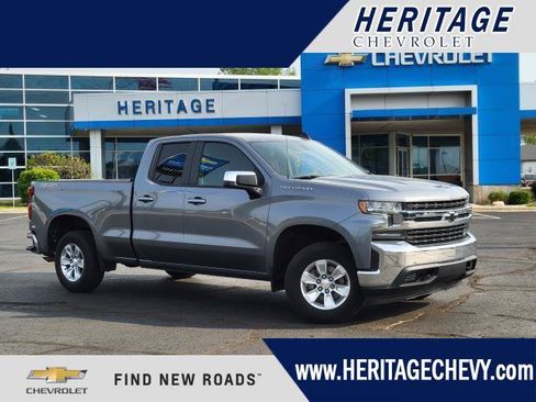 Used 2021 Chevrolet Silverado 1500 LT w/ Convenience Package II AWD/4WD image 1