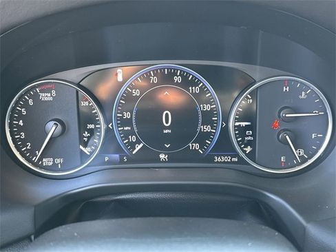 Used 2023 Buick Enclave Avenir w/ Avenir Technology Package image 11