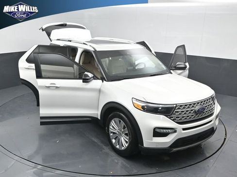 Used 2022 Ford Explorer Limited w/ Limited Technology Package image 25