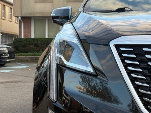 Used 2020 Cadillac XT5 Premium Luxury image 13