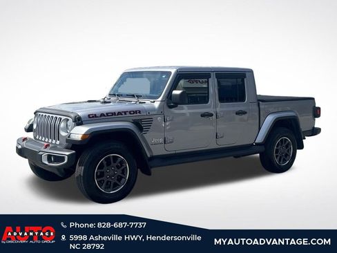 Used 2020 Jeep Gladiator Overland AWD/4WD image 5