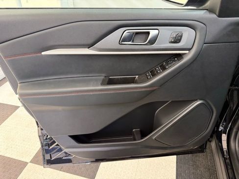 New 2026 Ford Explorer ST-Line w/ ST-Line Street Pack image 15