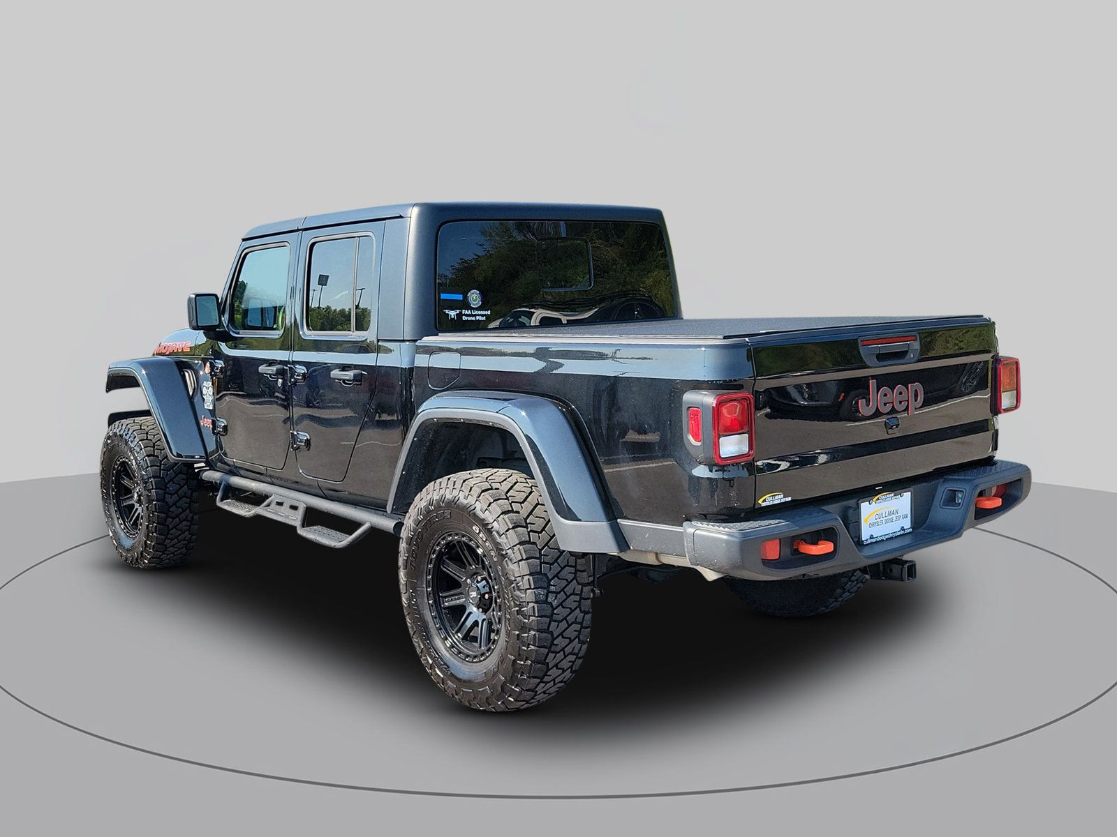 Used 2023 Jeep Gladiator Mojave w/ Cold Weather Group AWD/4WD image 5