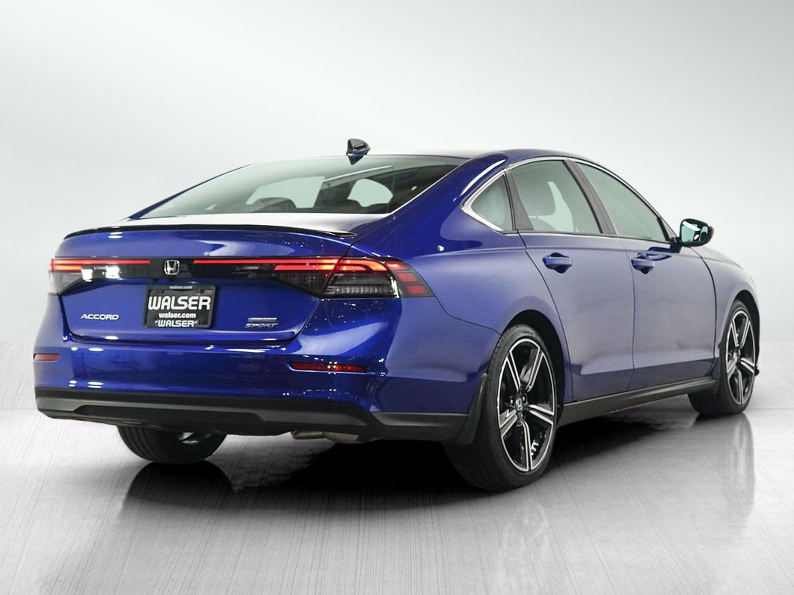 Used 2023 Honda Accord Sport image 5