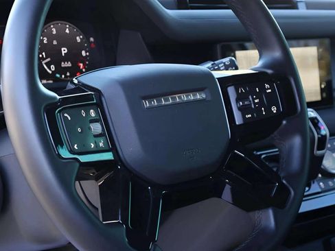 Certified 2024 Land Rover Defender 110 X-Dynamic SE AWD/4WD image 26