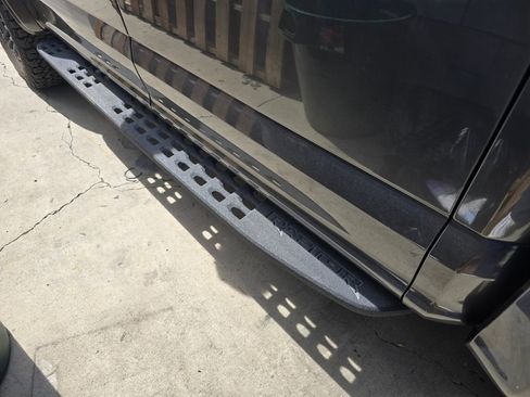 Certified 2019 Ford F150 Raptor w/ Equipment Group 802A Luxury image 22