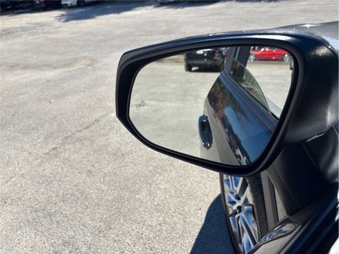 Used 2024 Toyota RAV4 Limited image 19