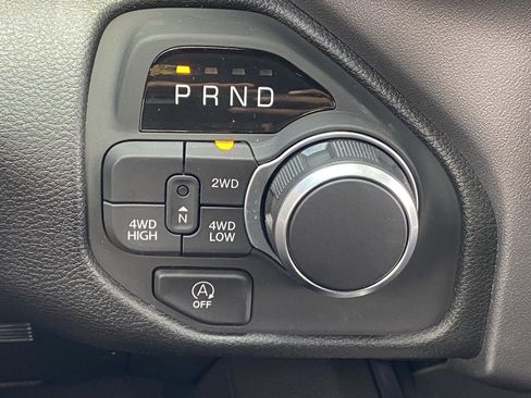New 2026 RAM 1500 Express AWD/4WD image 21