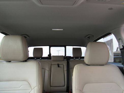 Used 2024 Ford Ranger Lariat w/ Advanced Towing Package image 31