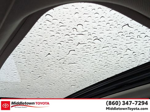 Used 2024 Toyota Sienna XLE image 27