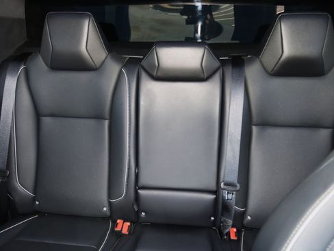 Used 2024 Tesla Cybertruck AWD Crew Cab image 42